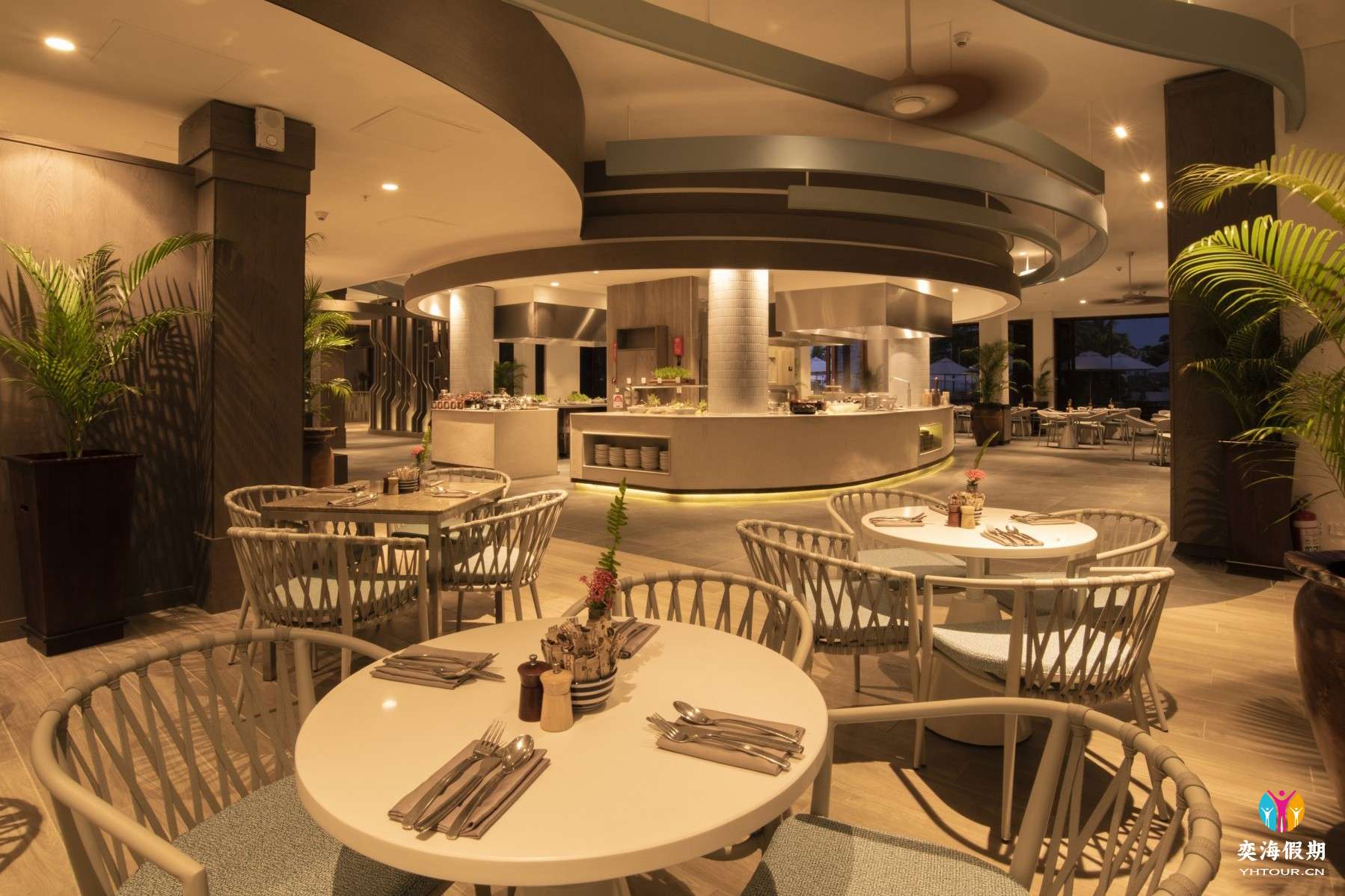 Bazaar Kitchen & Bar (1).jpg