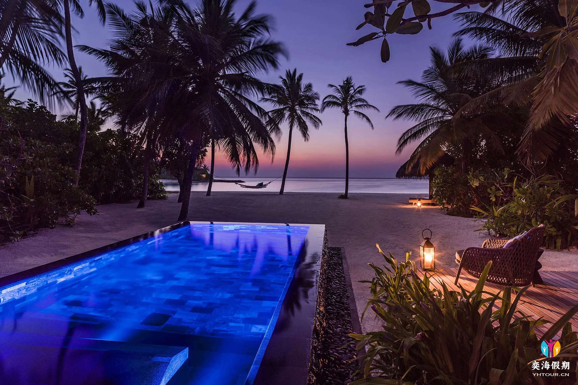 Beach Villa With Pool.webp (3).jpg