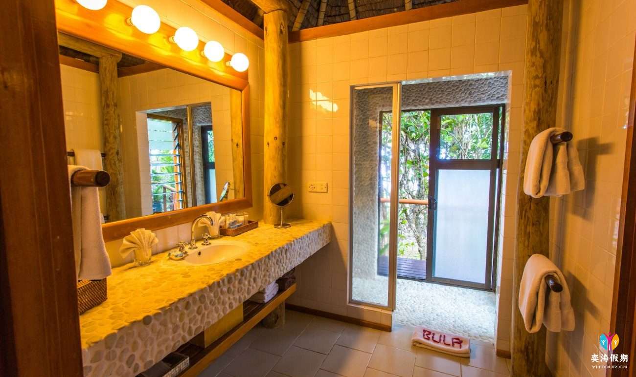 Garden Tropical Bathroom.jpg