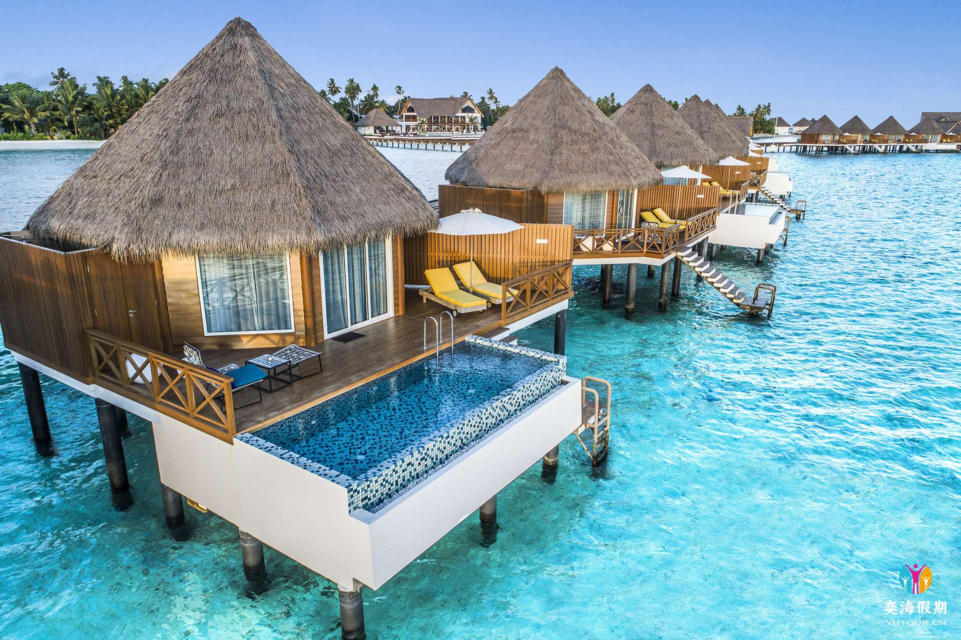Sunset Water Pool Villa.jpg
