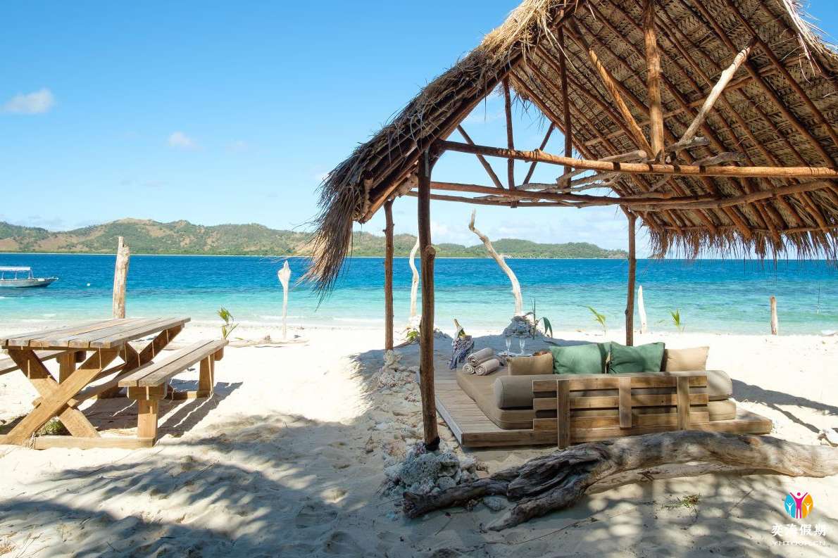 Mociu Private Island.jpg
