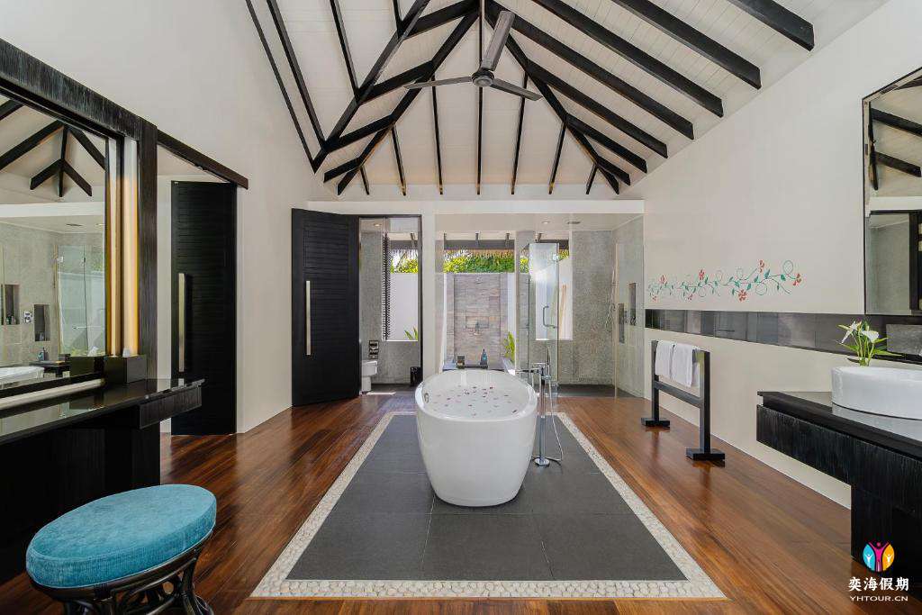 Beach Villa5.jpg