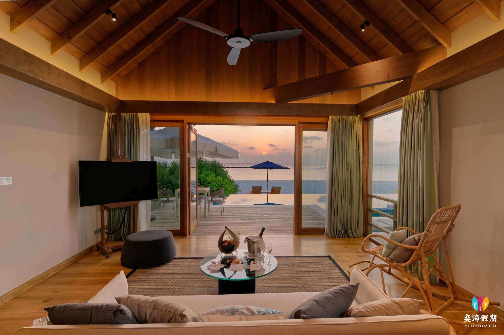 PRESIDENTIAL BEACH VILLA4.jpg