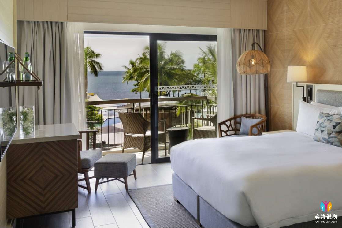 Luxury Waitui Room (1).jpg