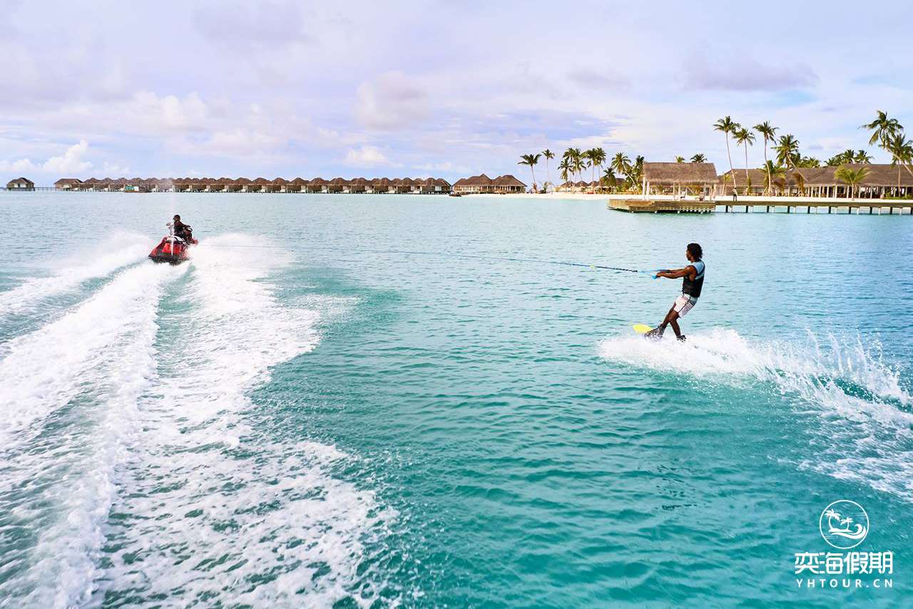 iruveli_dive_centre_watersports_0378.jpg