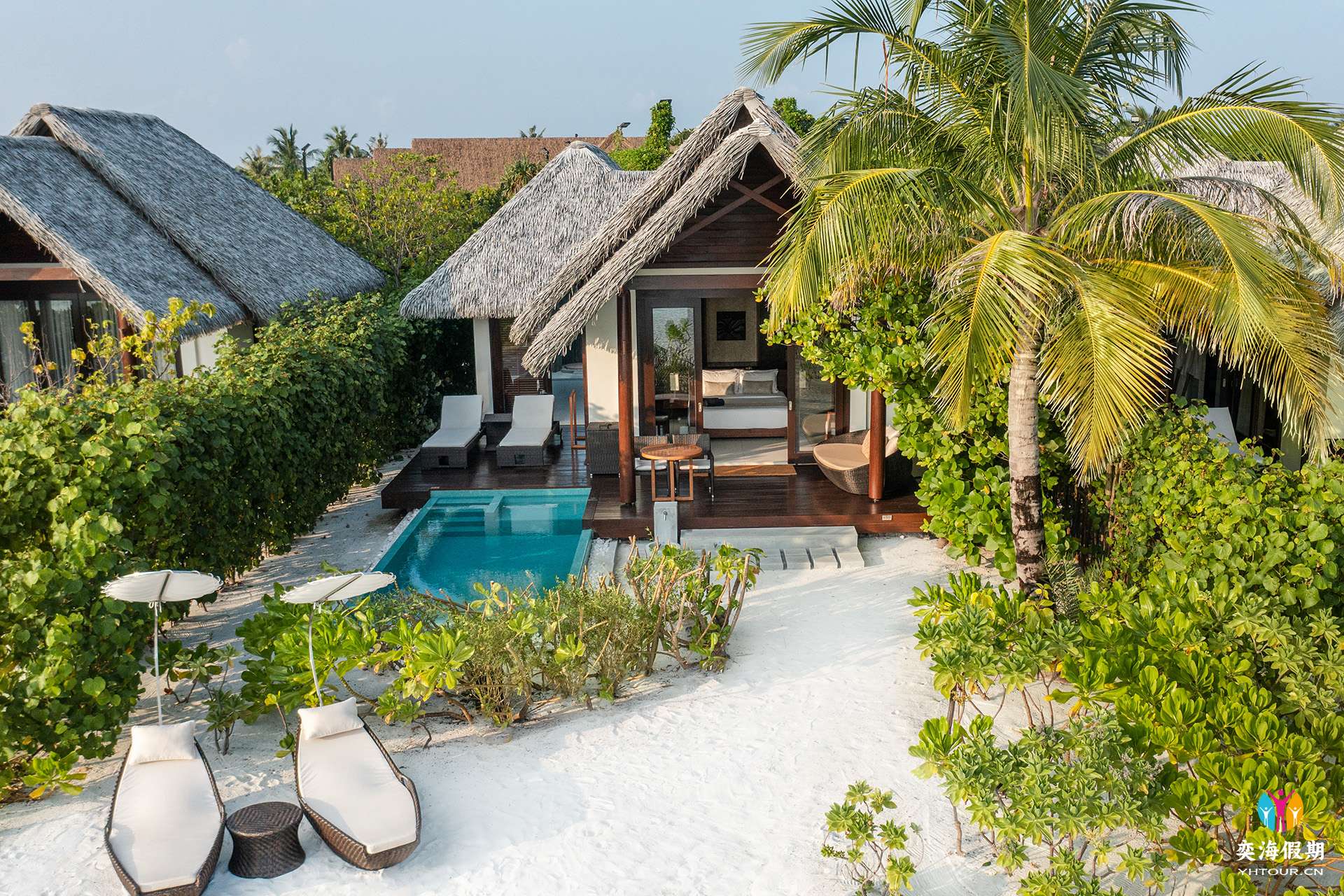 Pool Beach Villa-14.jpg