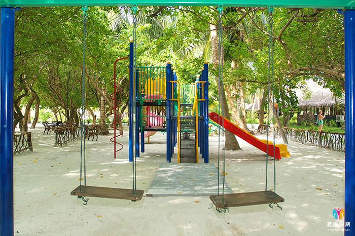 ADAARAN_Select_HUDHURAN_FUSHI_Play_area.jpg