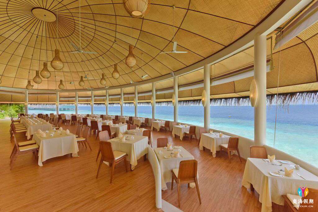 Sea__Restaurant_01.jpeg