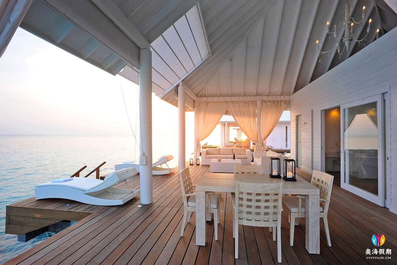 Water Villa.jpg