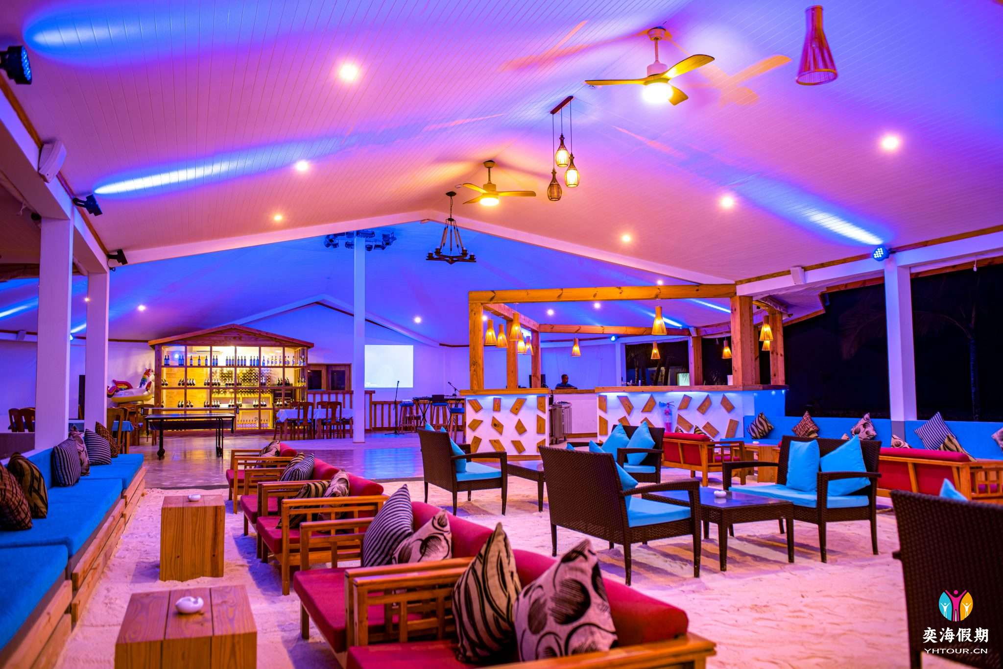 Moodhu-Bar-4.jpg