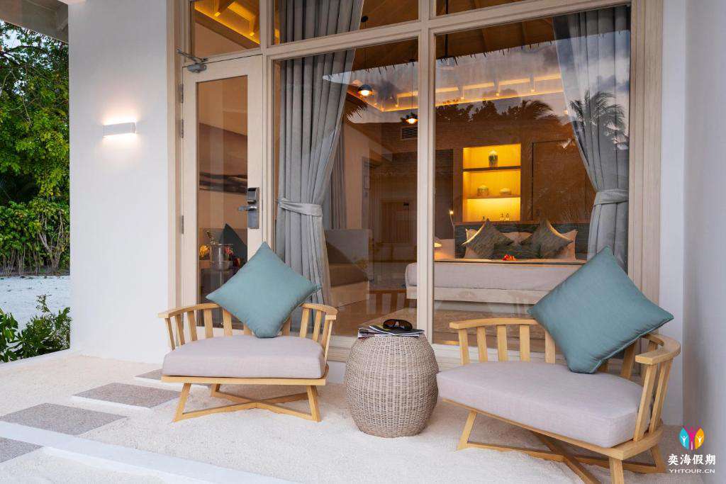 Beach Villa (3).jpg