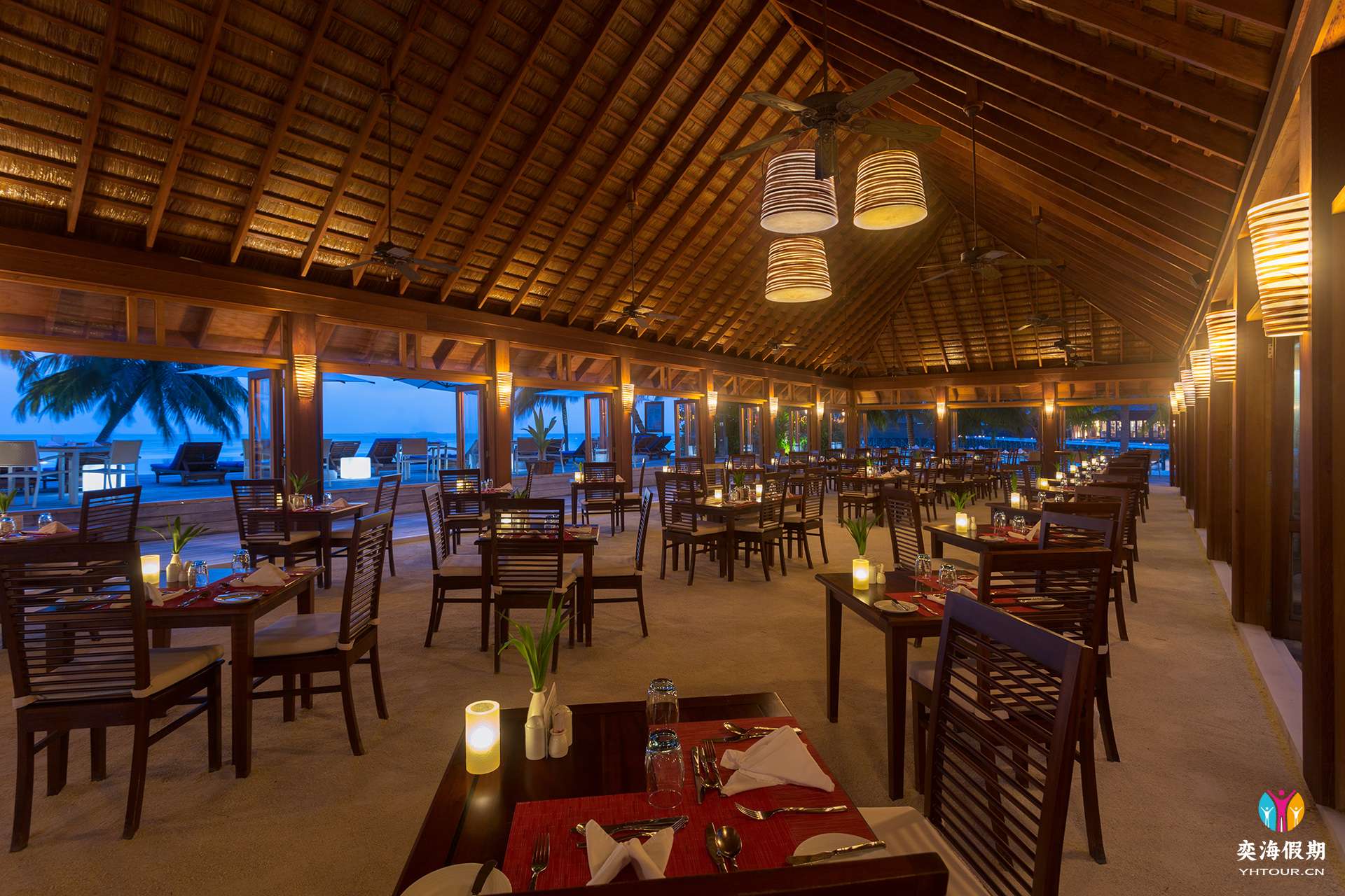 VilamendhooAhimaRestaurant3.jpg