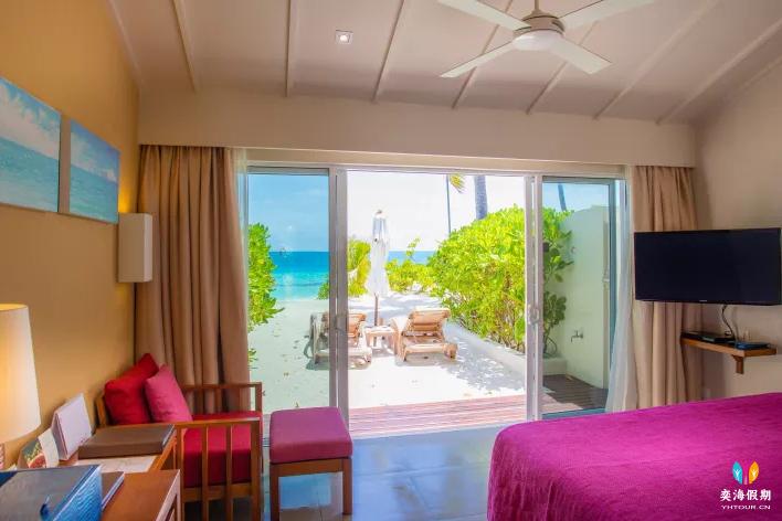 Lagoon View Beach Villa.webp (2).jpg