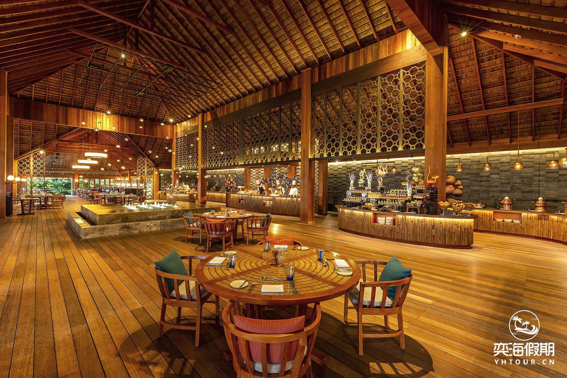 Canelli Restaurant Interior 1.jpg