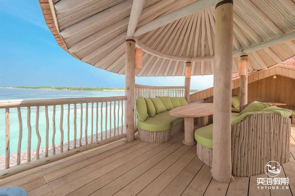 Two Bedroom Water Reserve with Slide (11).jpg
