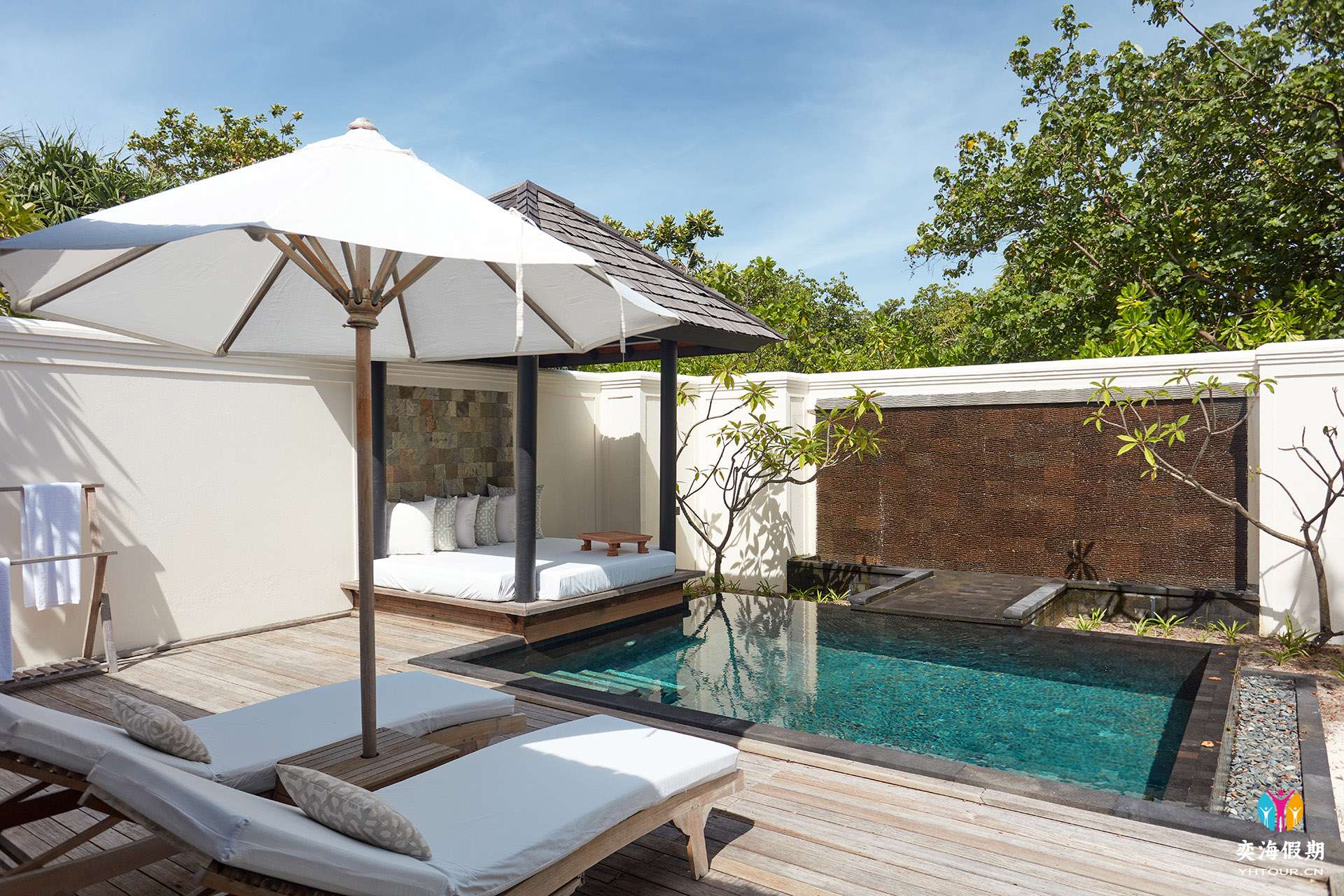 E.3 Bedroom Island Residence.jpg