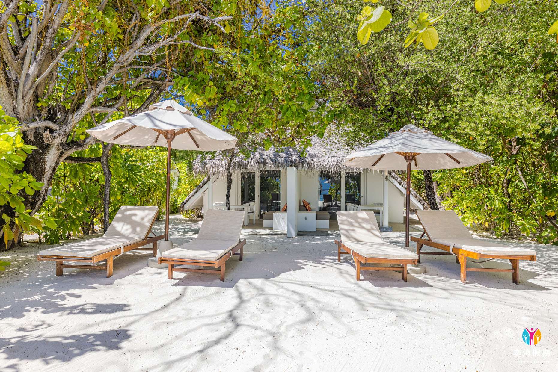 8988_Two-bed Family Beach Pavilion 4_1862x1242.jpg