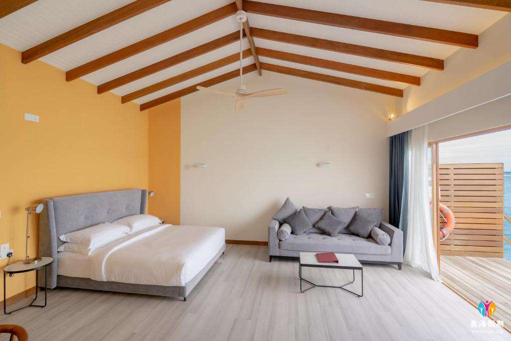 Lagoon Villa.jpg