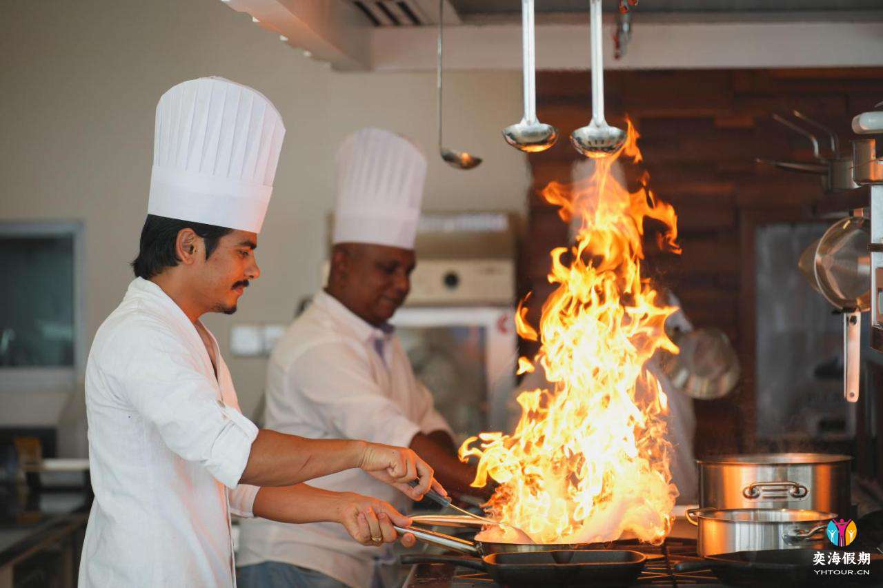Palm Grill2.jpg