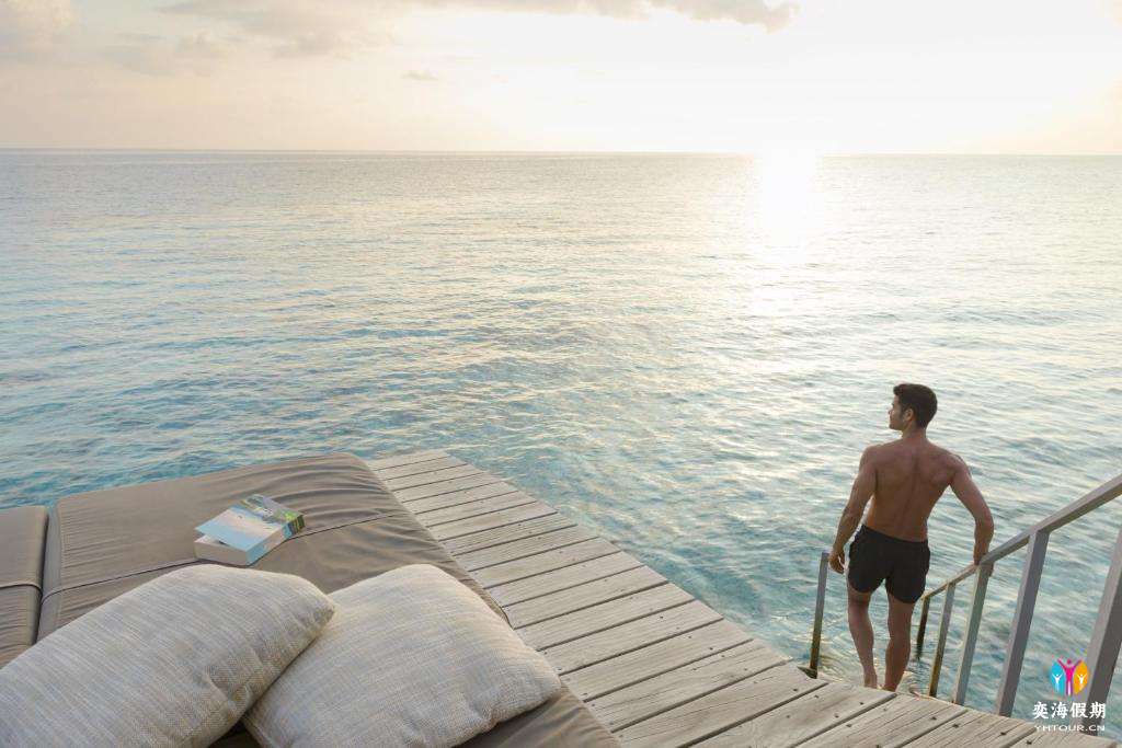 Sunset Overwater villa with Swirl Pool.jpg