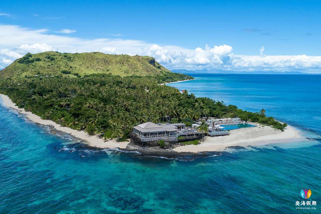The Reef Restaurant.jpg