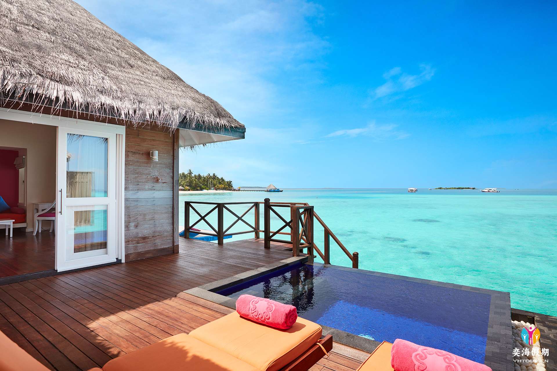 Vilu_Reef_Aqua_Villa_0124.jpg