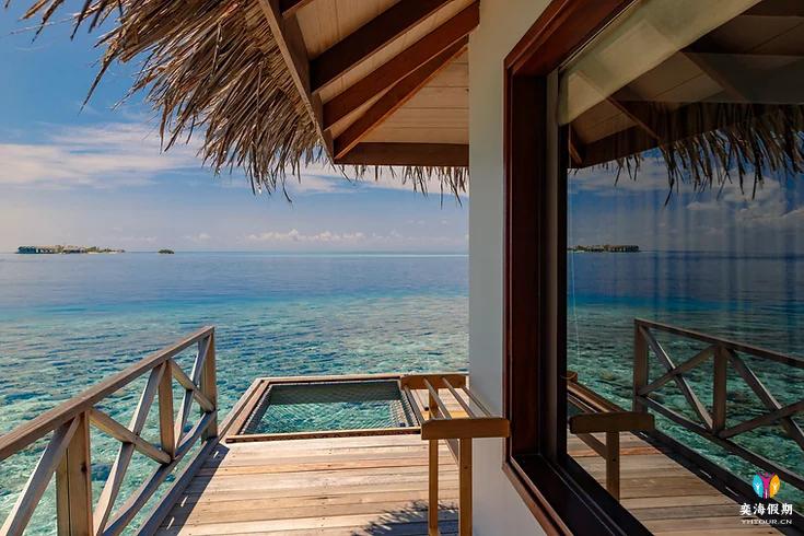Water Villa4.jpg