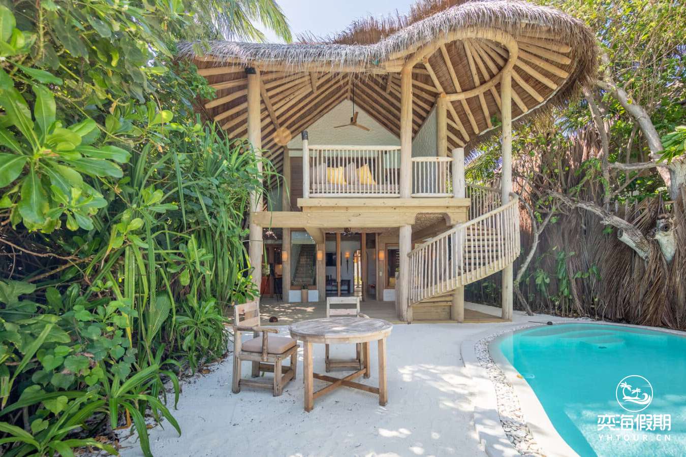 Crusoe Suite with Pool.jpg