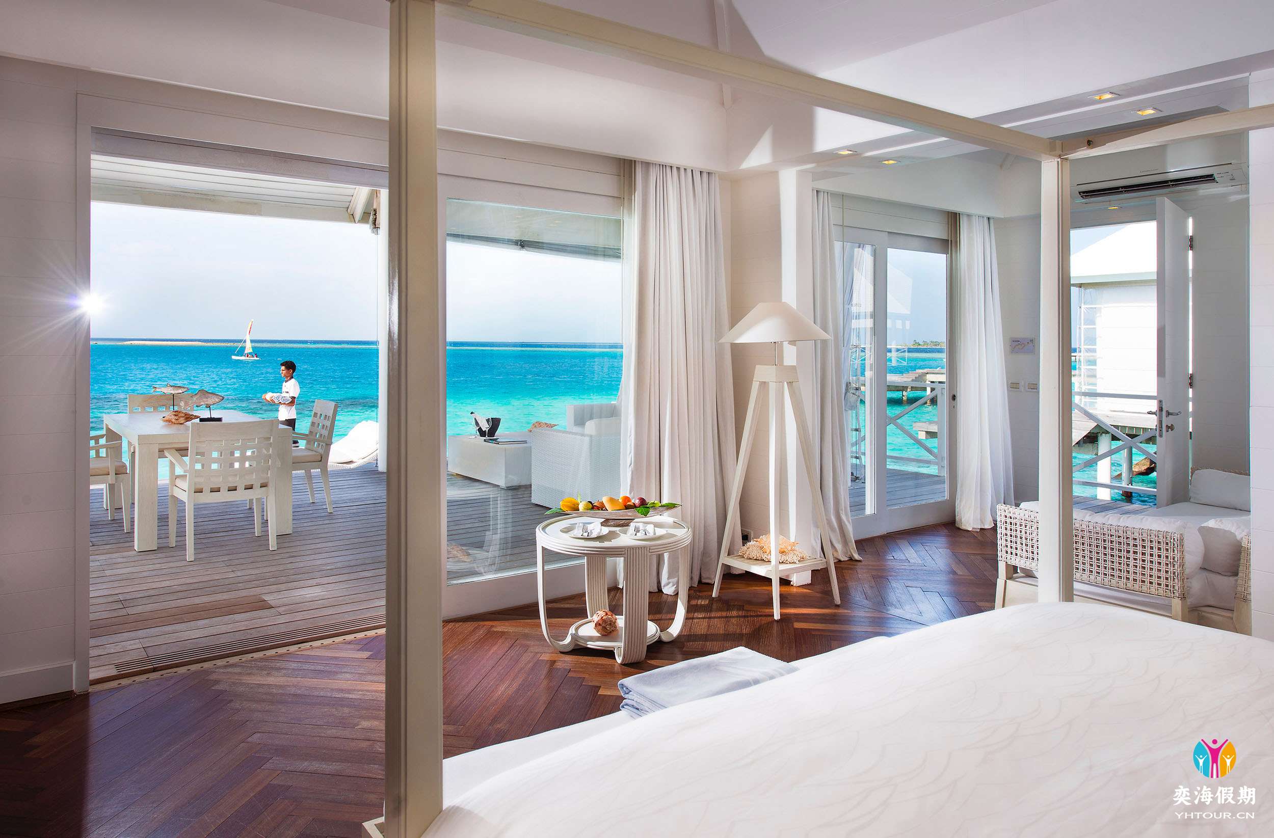 Jacuzzi Water Villa.jpg