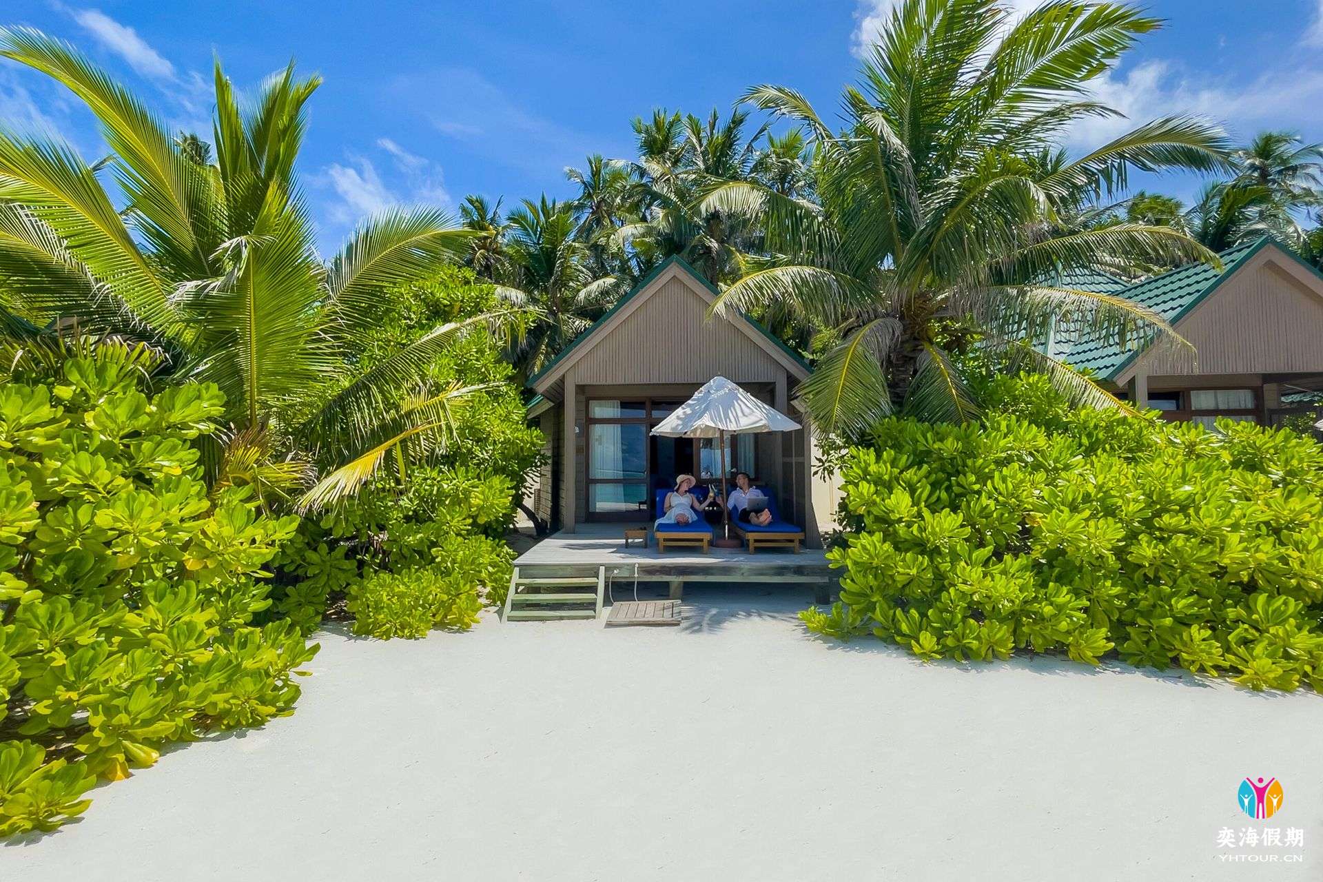 Water Front Villa (2).jpg