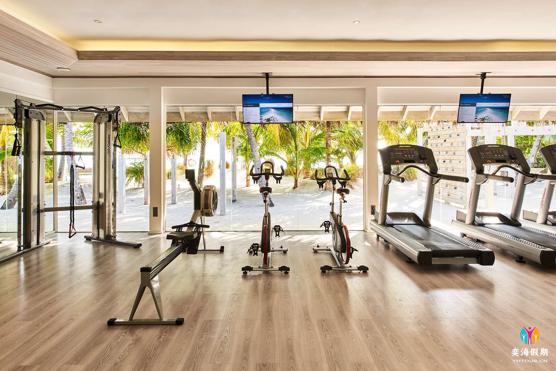 2103_Finolhu Baa  Atoll Maldives_Gym.jpg