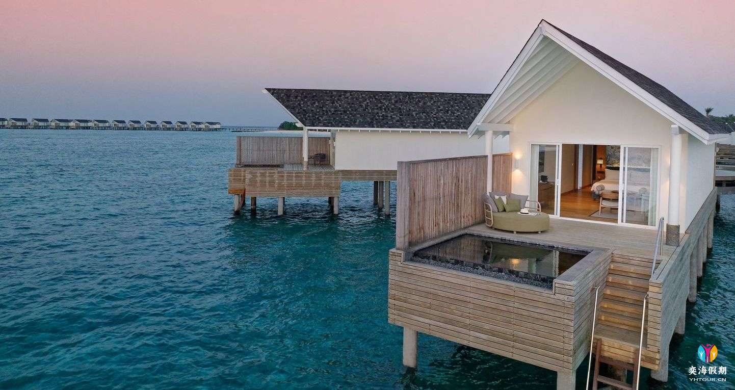 Water Villa with Pool (2).jpg