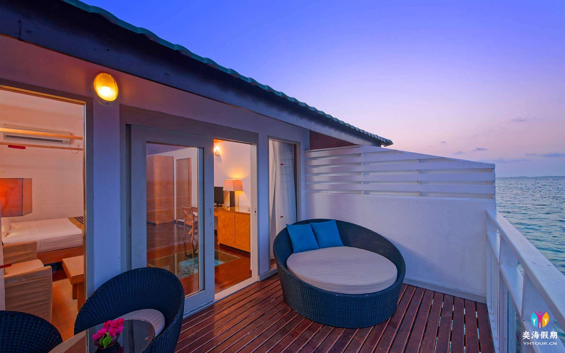 Water Bungalow.jpg