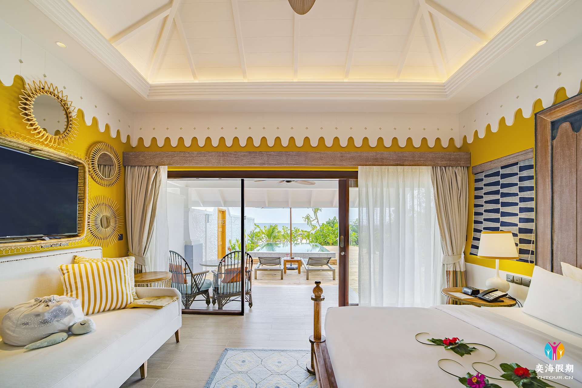 SAii Lagoon Maldives_BeachPoolVilla (2).jpg