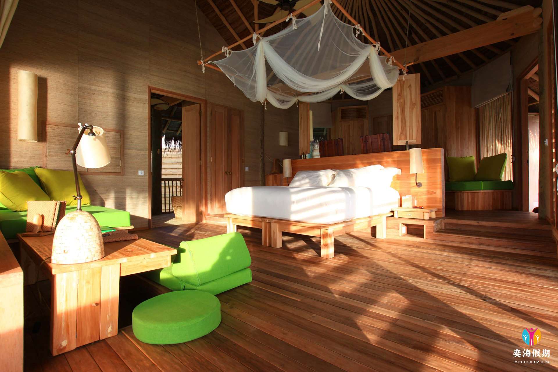 water-villa-interior-1.jpg