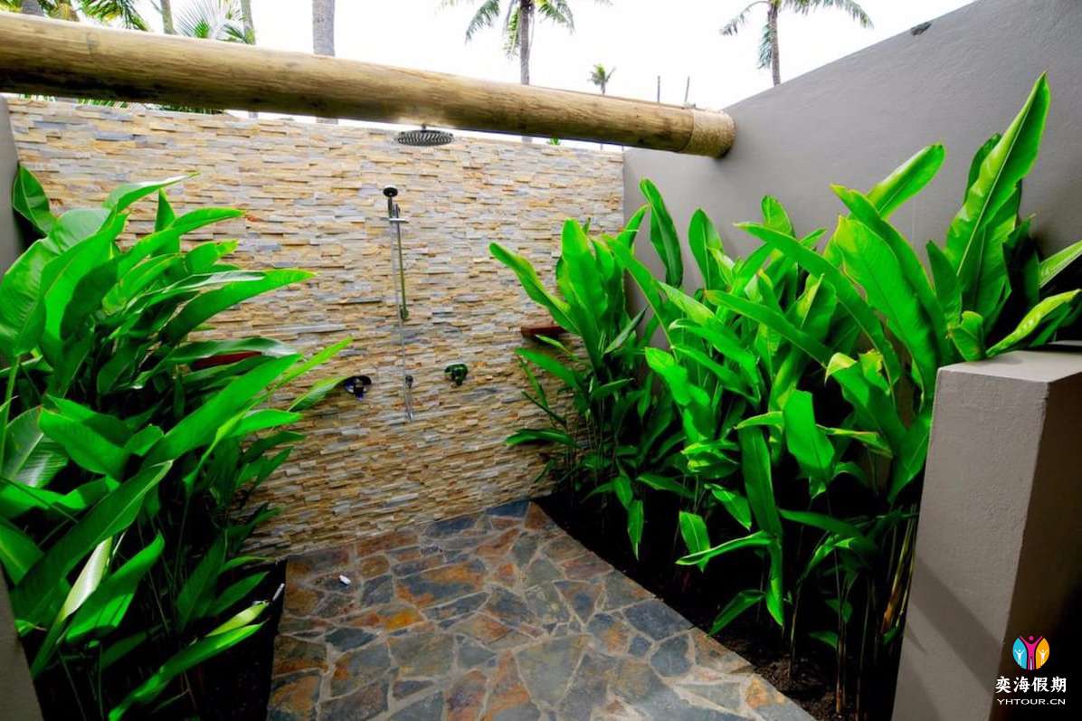 Paradise Garden Bungalow.jpg