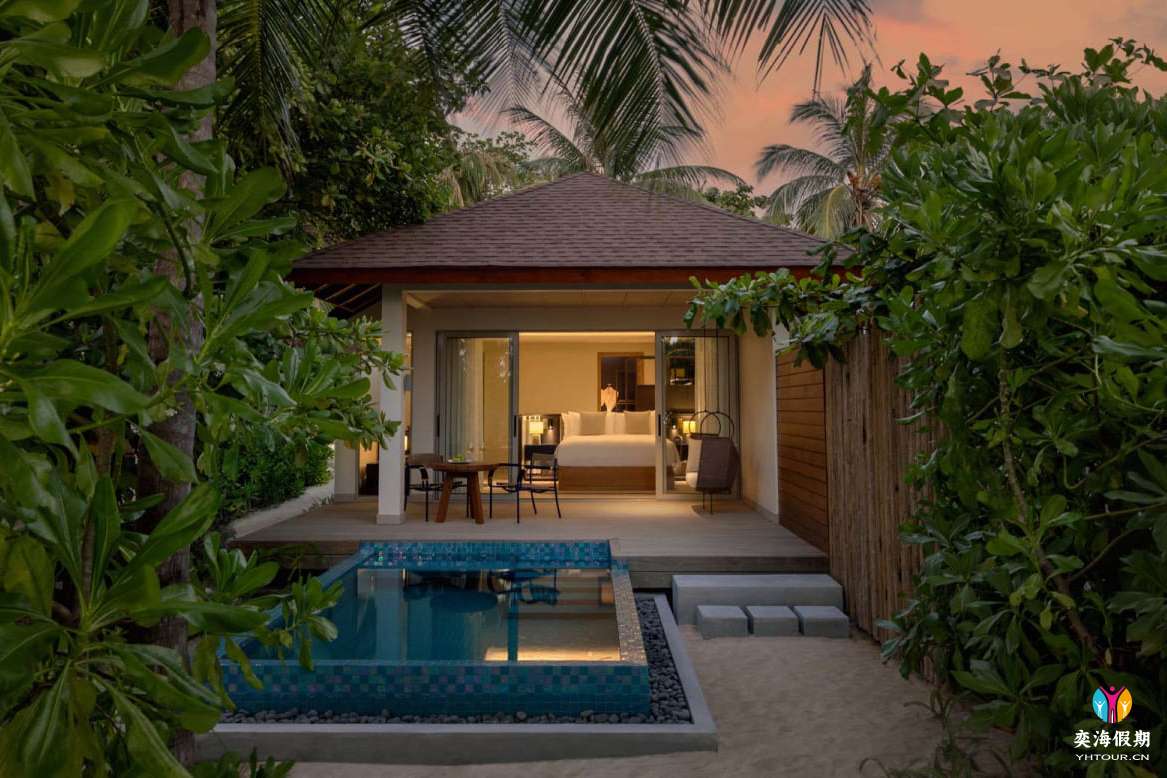 Beach Villas.jpg