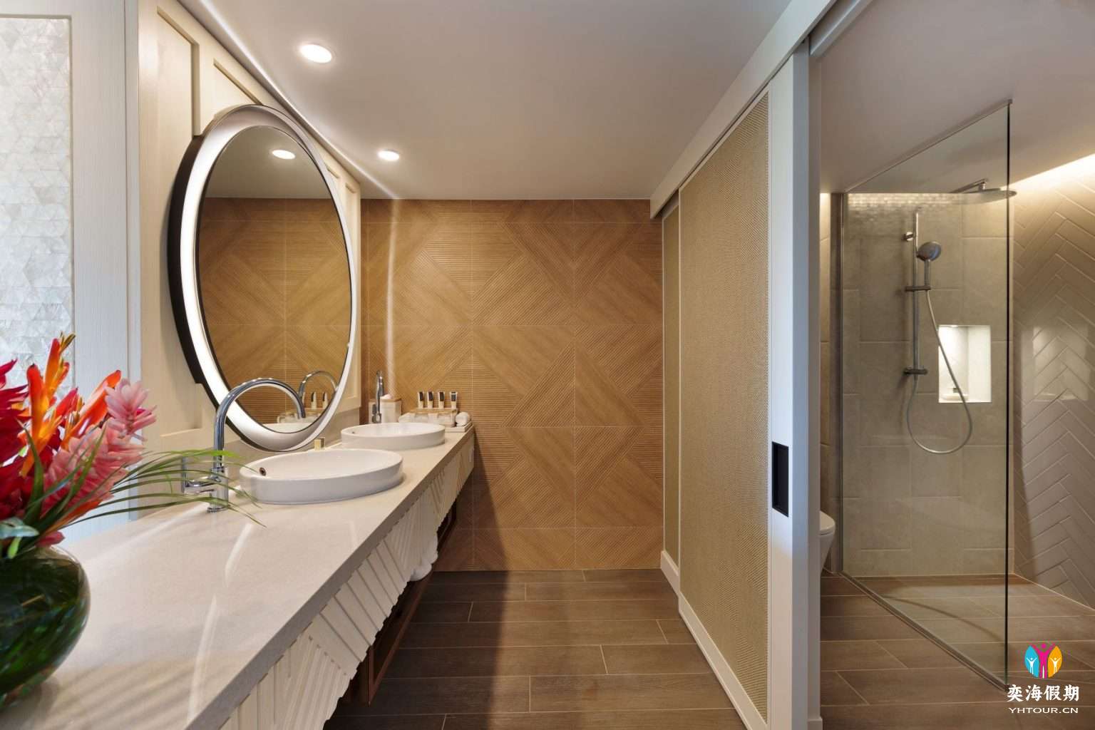 Superior Room (1).jpg