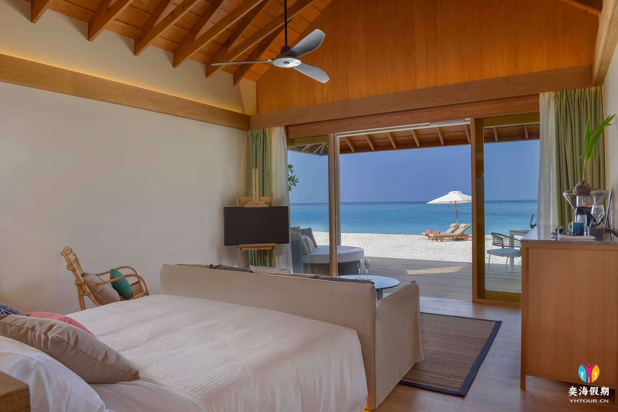BEACH VILLA2.jpg