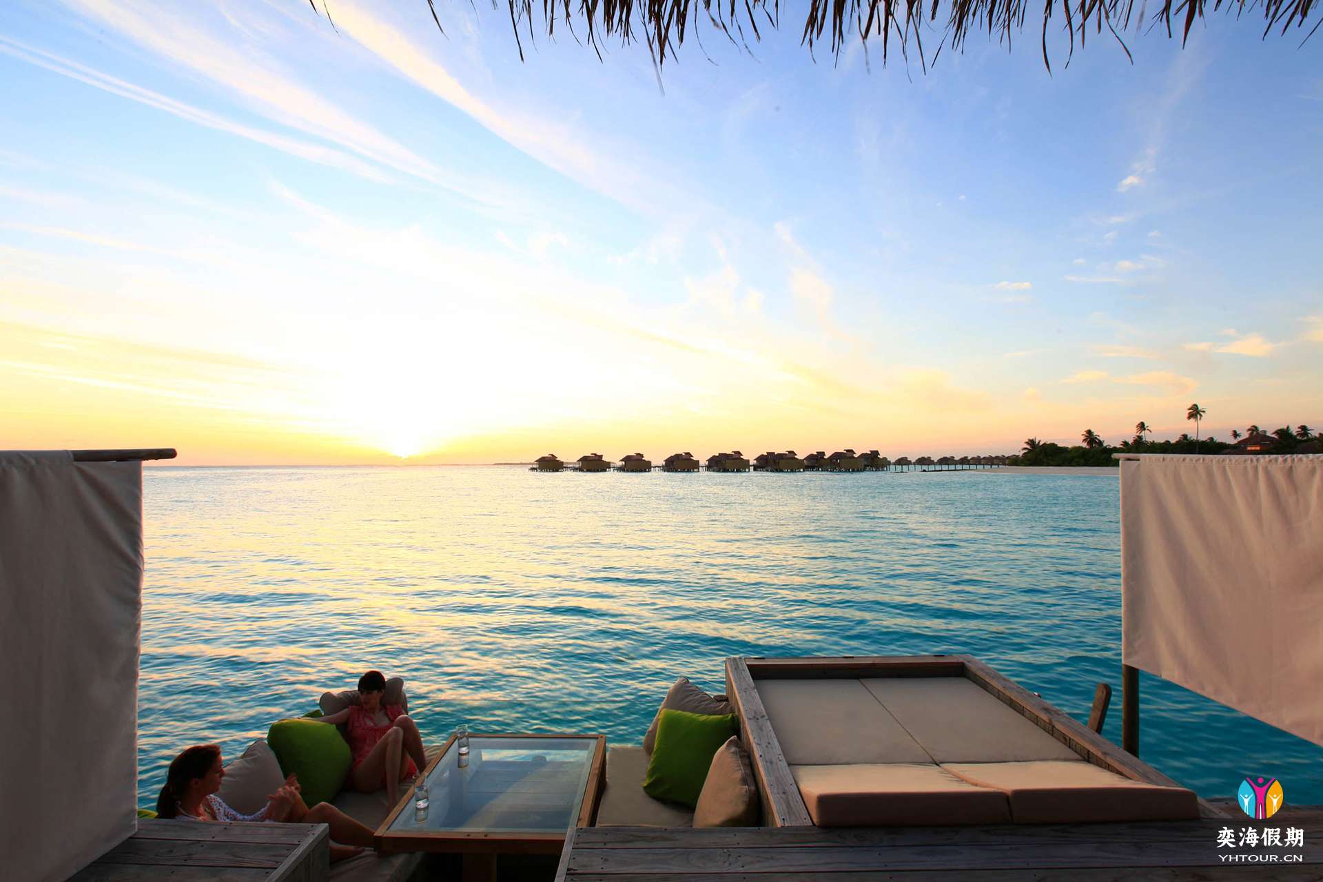 water_villa_deck_sunset.jpg