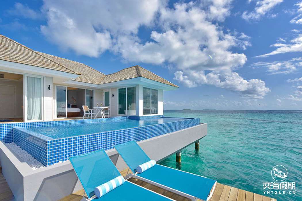 Sunset Aqua Pool Suite3.jpg