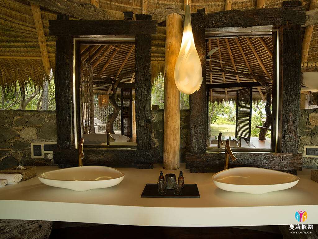 Beachfront Villas5.jpg