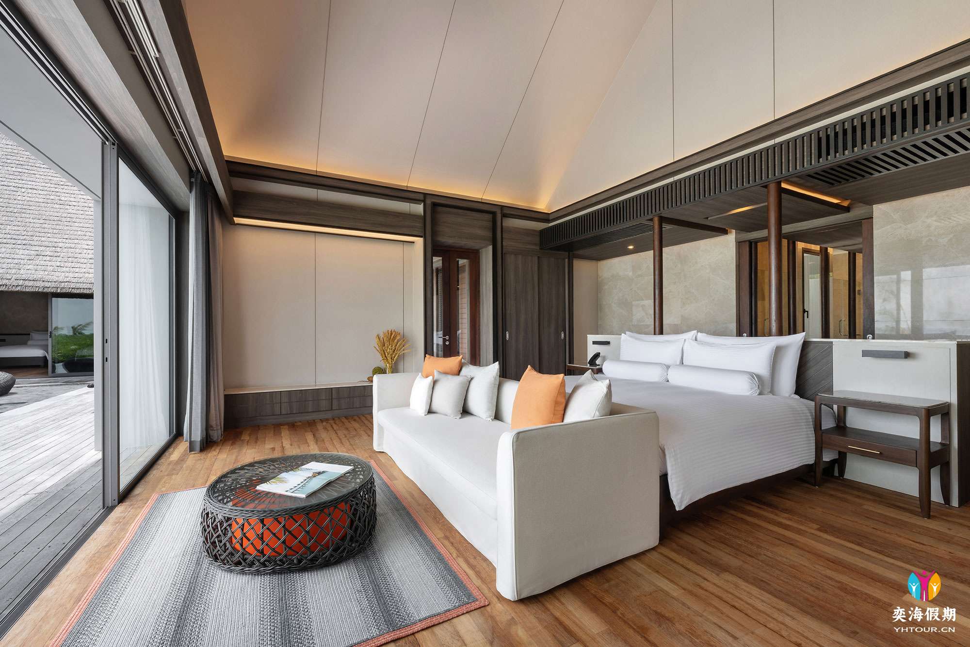 Two-Bedroom-Serene-Pool-Villa_2-1.jpg