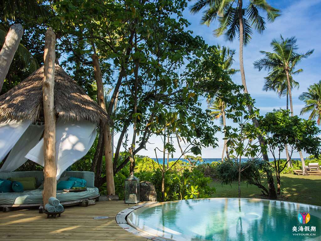Beachfront Villas8.jpg