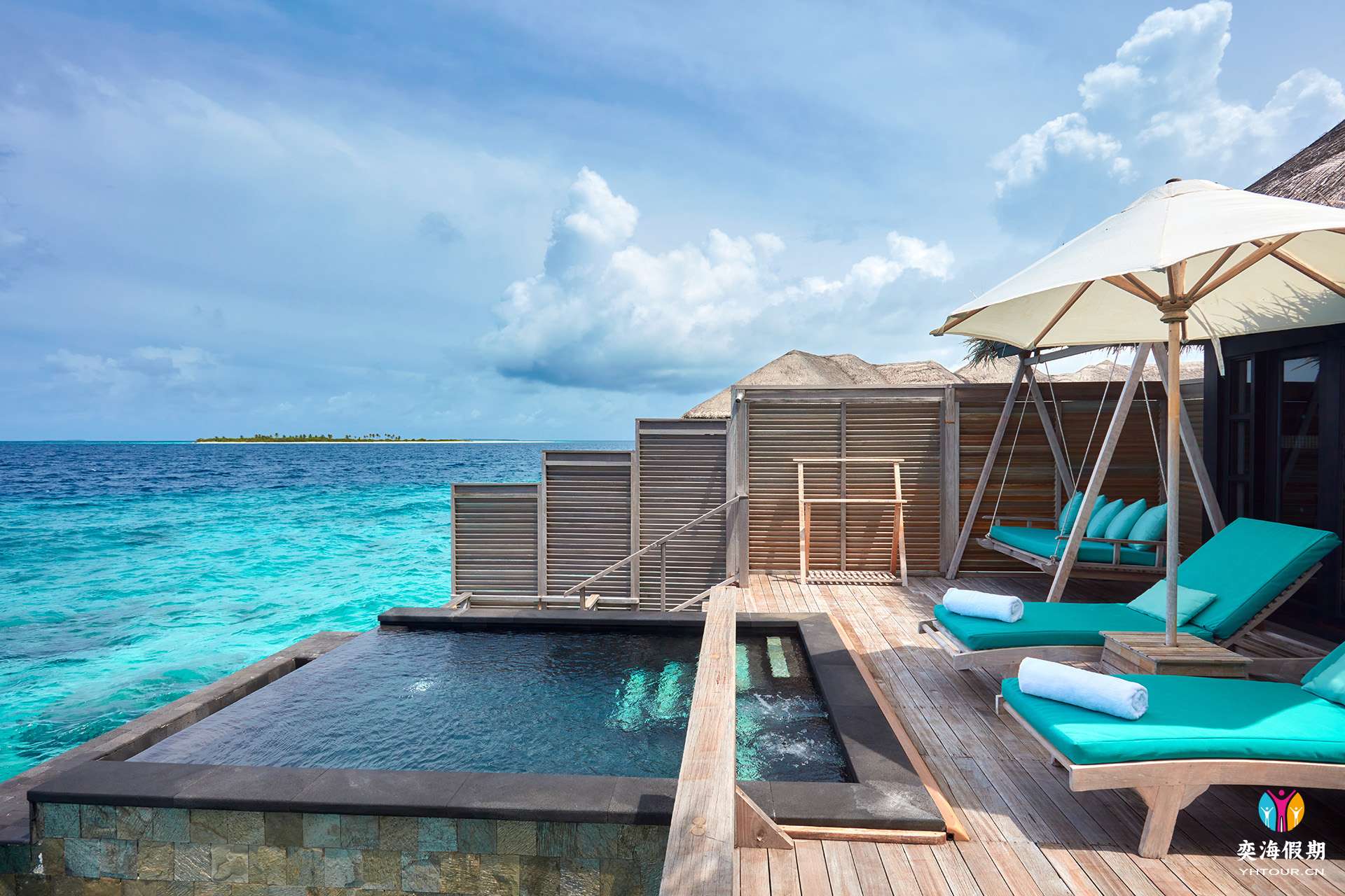 H.Sunrise Water Villas with Infinity Pool.jpg