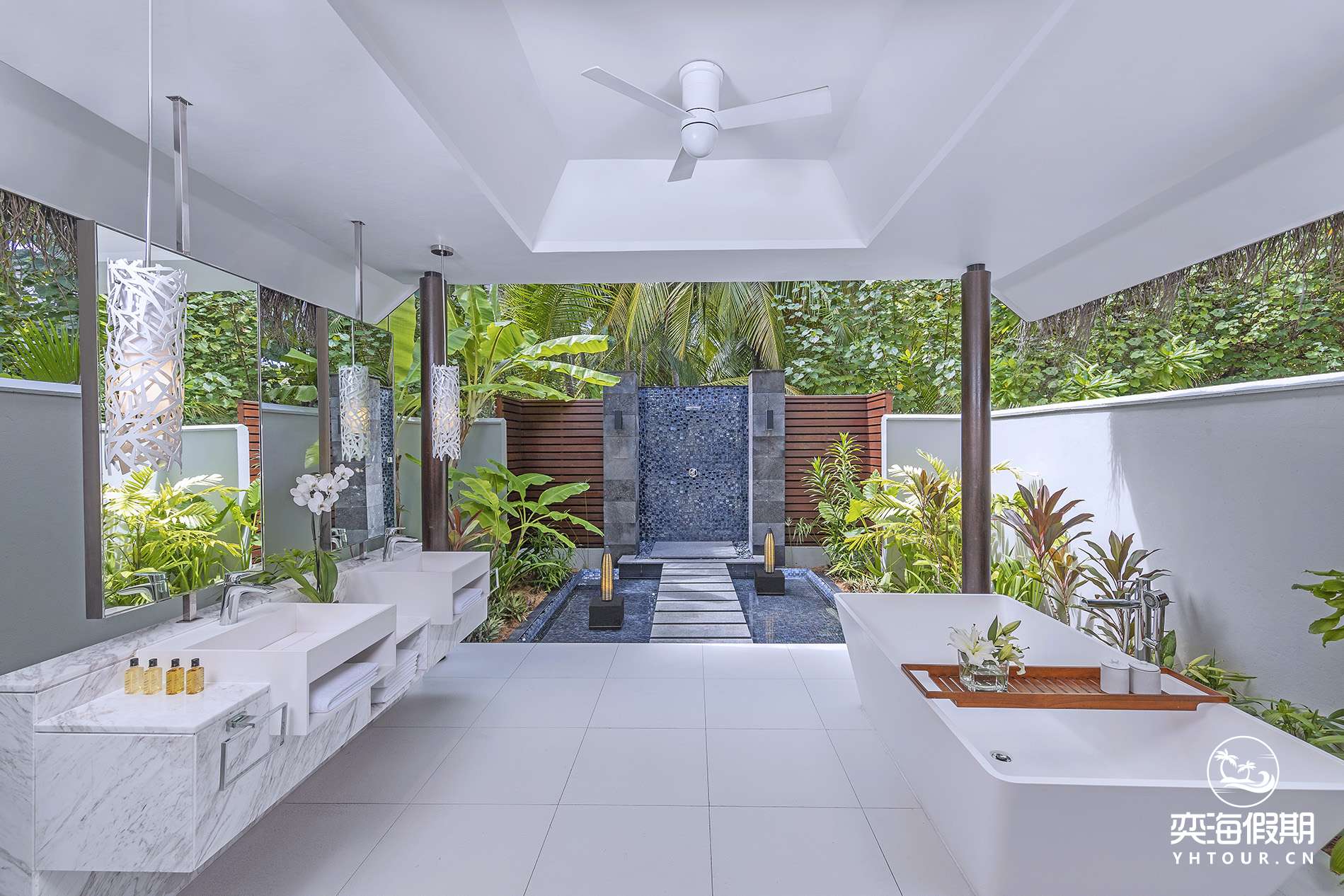 Beach Villla_bathroom.jpg