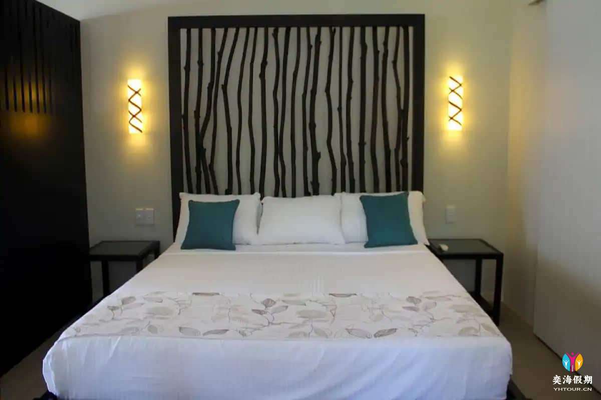 Premium Oceanview Bure (2).jpg