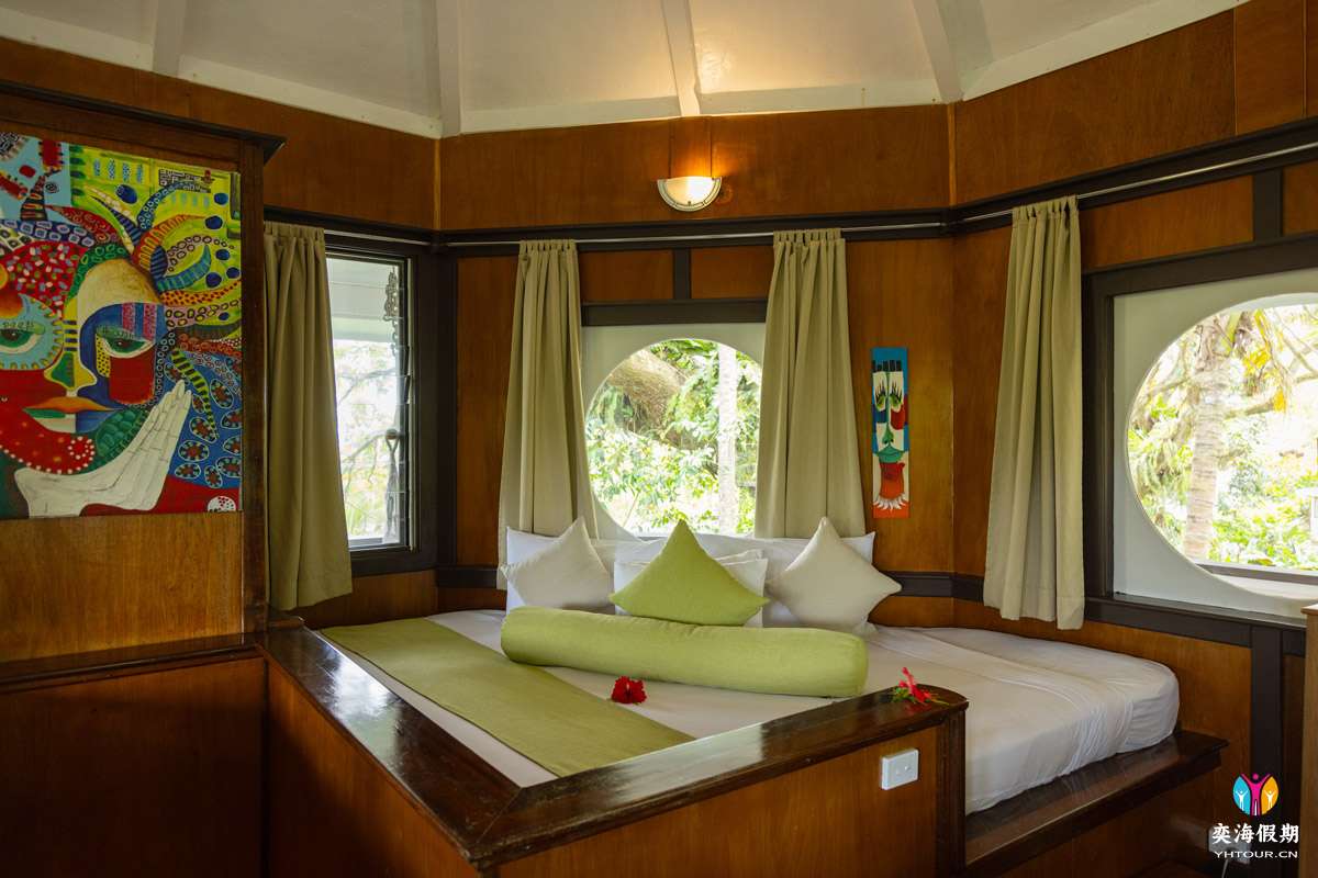Tree Top Villa (3).jpg