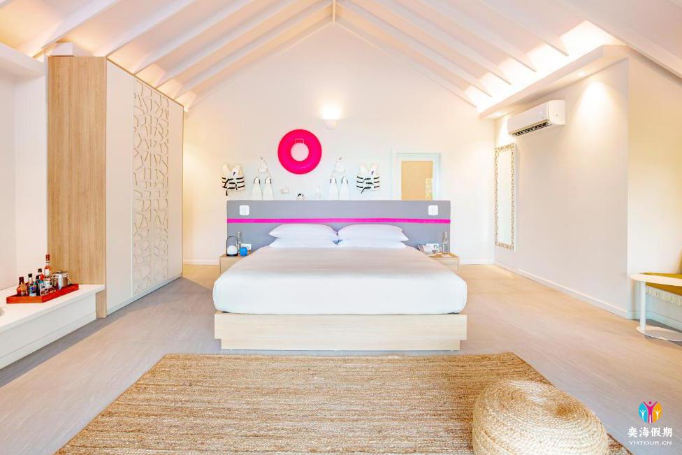 2Bedroom Lagoon Beach Villa with pool (3).jpg