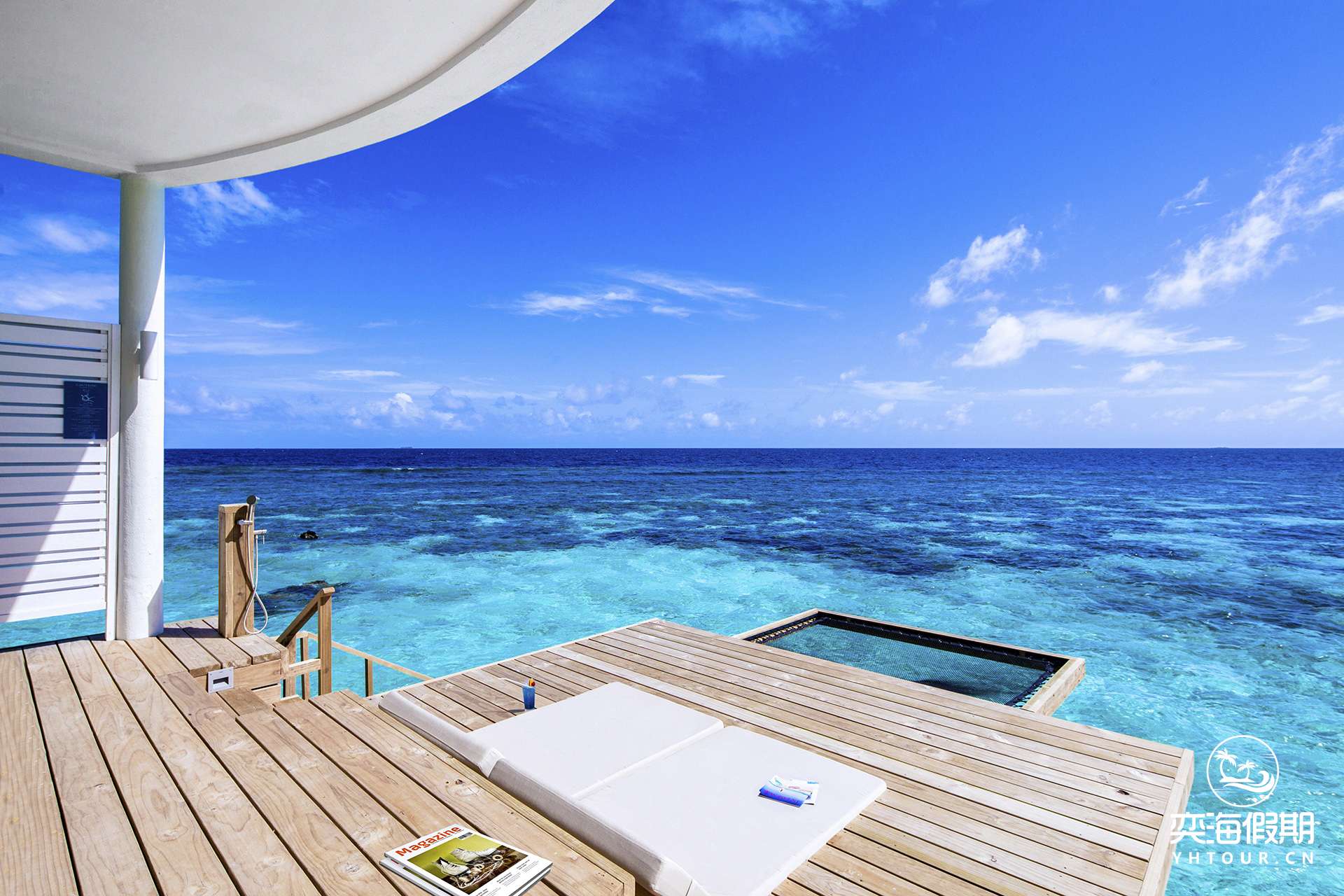 CIRM-Ocean_Water_Villas-05.jpg